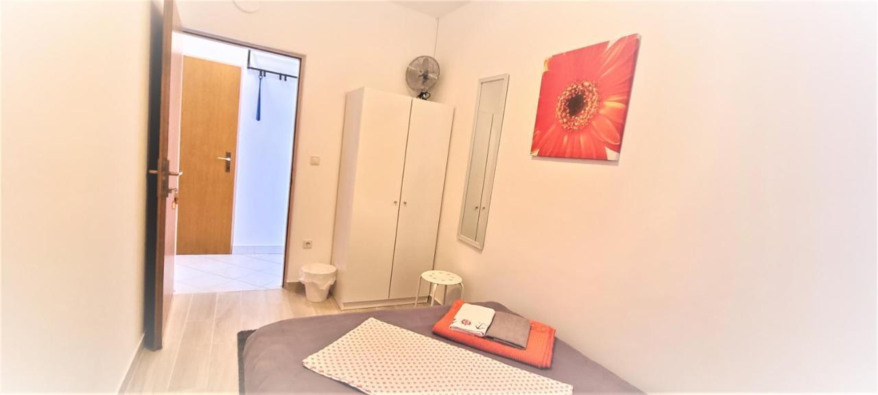 Guest House Jasna Novalja Dış mekan fotoğraf